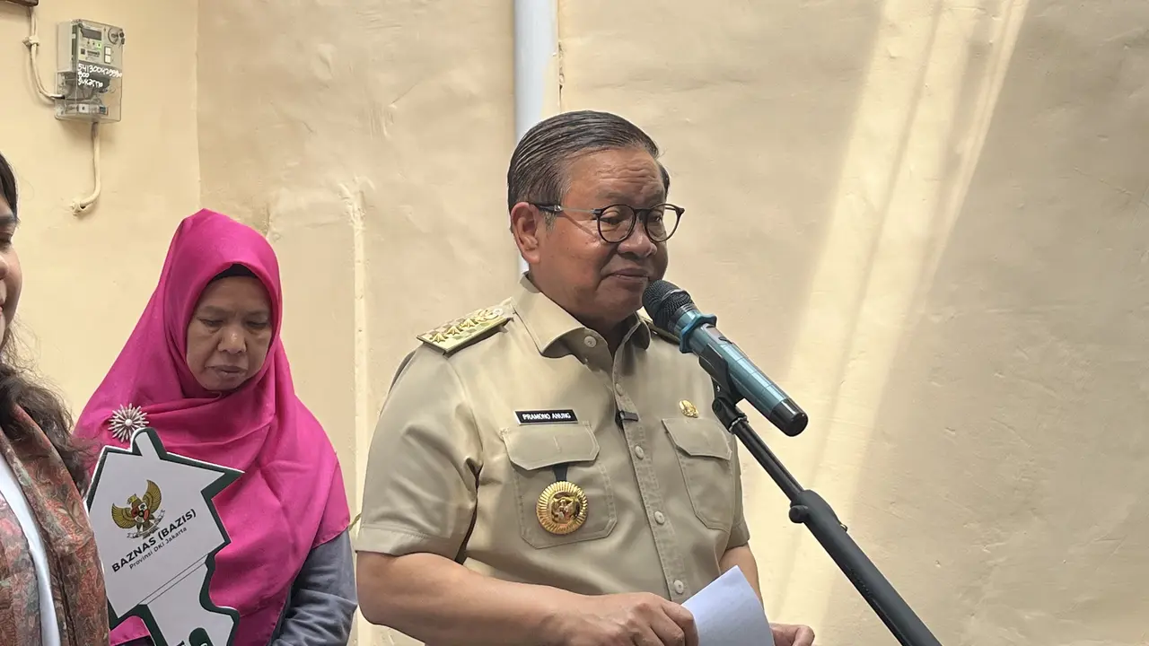 Gubernur DKI Jakarta Pramono Anung bicara soal bedah rumah di Jakarta.
