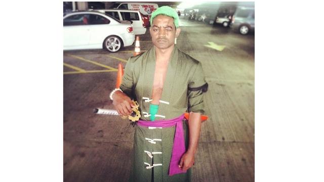 6 Potret Orang Pakai Kostum Anime One Piece di Tempat Umum Ini Kocak