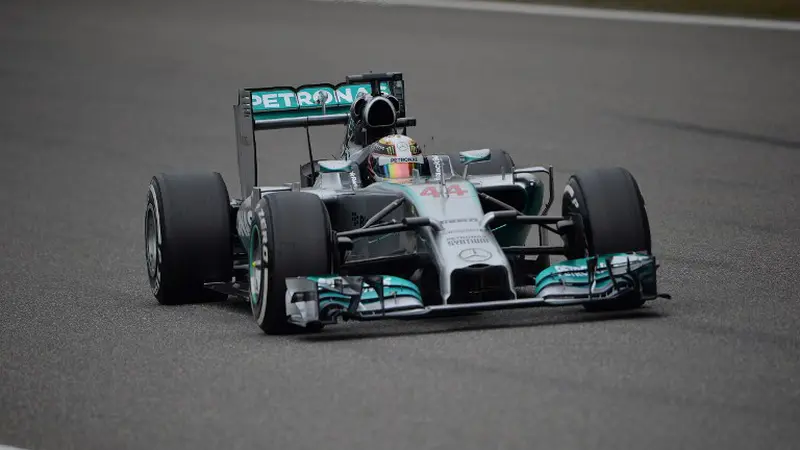 Hamilton Amankan Pole Position di GP Spanyol