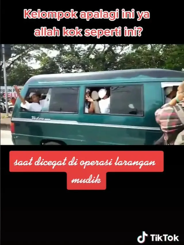Viral, Rombongan Pemudik Kompak Berzikir Usai Diminta Putar Balik oleh Petugas