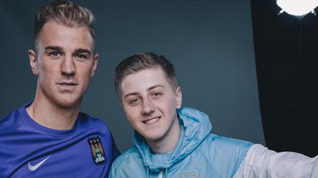 Joe Hart dan Fans Man. City