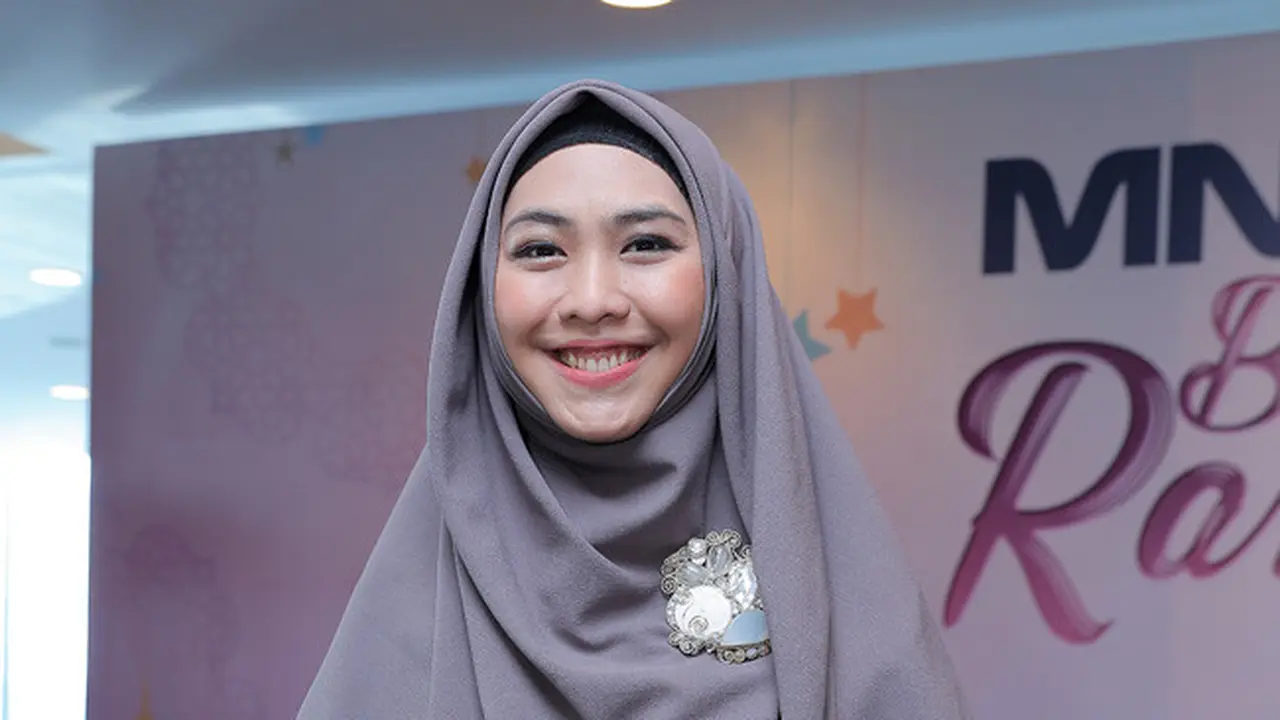 [Bintang] Oki Setiana Dewi