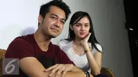 Eza Gionino dan pacar baru, Meza. [Foto: Herman Zakaria/Liputan6.com]