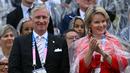 Raja Philippe dan Ratu Mathilde dari Belgia menghadiri upacara pembukaan Olimpiade Paris 2024, Kamis (26/7/2024). (Oli SCARFF / AFP)