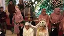 <p>Setelah gagal di pernikahan pertama, komedian dan pemeran Ginanjar kembali menikah dengan perempuan cantik bernama Tiara Amalia. Pernikahan digelar pada 29 Desember 2019 di Depok, Jawa Barat. [Instagram/tiaraamalia97/ginanjar4sekawann]</p>