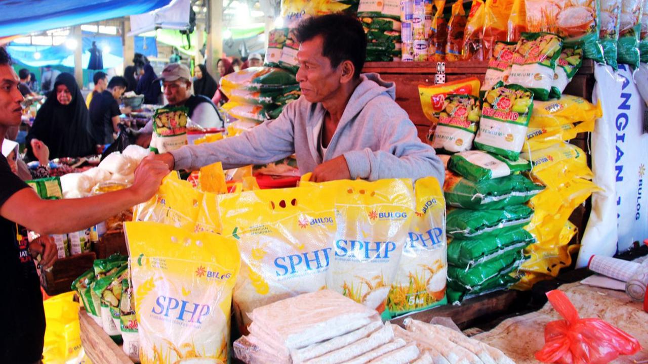 Polda Jabar Siapkan 10 Ton Beras Murah Jelang HUT RI ke-80, Beras SPHP Dijual Rp11.000 per Kg