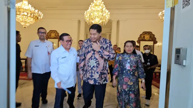 Menteri Perumahan dan Kawasan Permukiman (PKP) Maruarar Sirait mensosialisasikan kredit usaha rakyat atau KUR Perumahan kepada Gubernur DKI Jakarta, Pramono Anung. (Foto: Liputan6.com/Maulandy R)