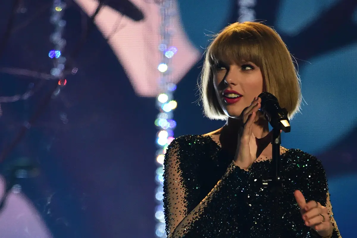 [Bintang] Taylor Swift