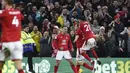 Pemain Nottingham Forest merayakan gol ke gawang Manchester City pada laga pekan ke-24 Premier League di City ground pada Sabtu (18/2/2023). Tuan rumah mampu menahan imbang City 1-1. (AP Photo/Rui Vieira)