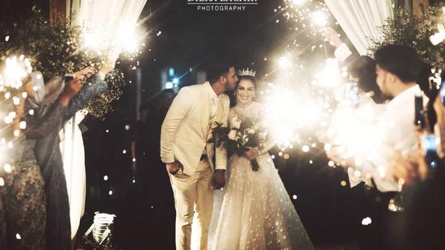 Selamat Ammar Zoni Dan Irish Bella Umumkan Kehamilan Hot Liputan6 Com