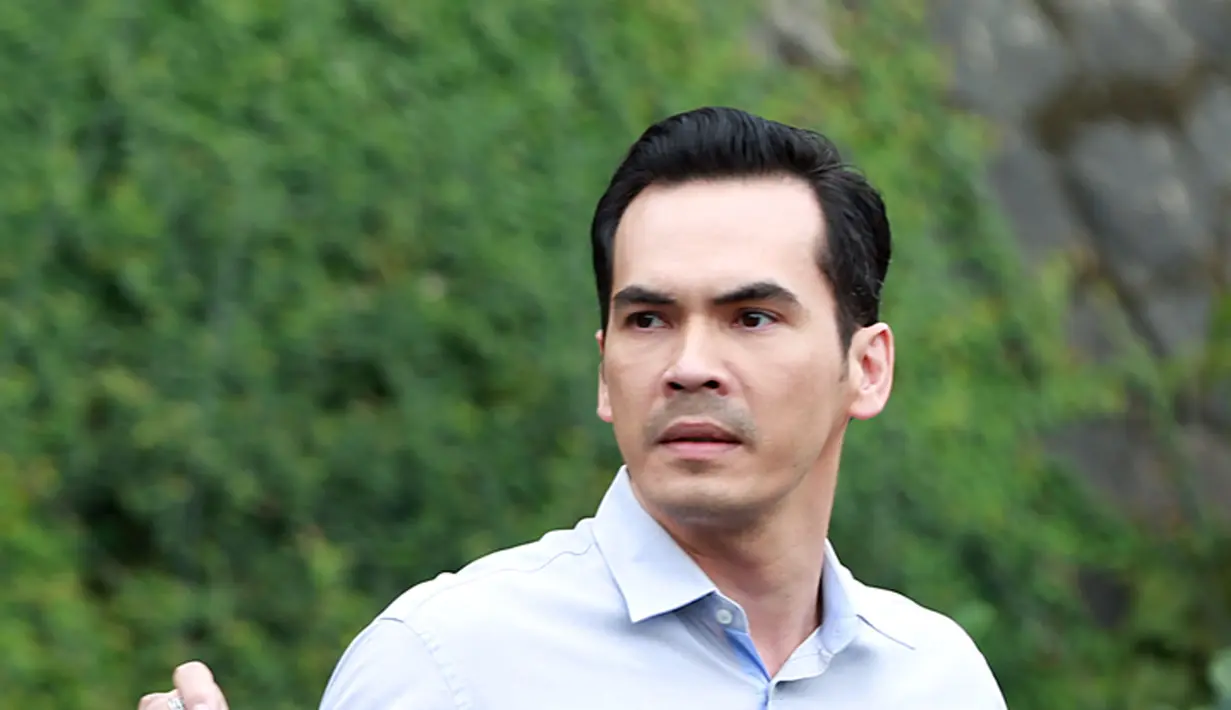  Atalarik Syah di lokasi syuting Elif Indonesia di Sentul, Bogor pada Kamis (11/2/2016). (Deki Prayoga/Bintang.com)