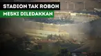 Stadion Silverdome, bekas markas Detroit Pistons tetap berdiri meski telah diledakkan.