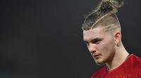 Harvey Elliott. Pemain sayap berusia 18 tahun ini baru saja dipulangkan Liverpool dari masa peminjaman di Blackburn Rovers. Ia didatangkan dari Fulham pada 2019/2020. Musim ini telah melakukan debut saat menang 2-0 atas Burnley di Premier League, 21 Agustus 2021. (Foto: AFP/Paul Ellis)