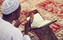 Tata Cara Mengamalkan Sholawat Syajarotun Nuqud, Adakah Waktu Khususnya?