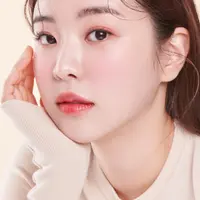 Innisfree melansir koleksi makeup yang terinspirasi dari bunga Camellia di Pulau Jeju (Foto: innisfree)