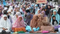 Kawasan Jalan Raya Jatinegara ini rutin digunakan untuk sholat Id setiap tahunnya. (merdeka.com/Imam Buhori)