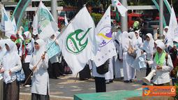 Dalam rangka memperingati Hari Jilbab Internasional, beberapa ormas yang dikoordinir oleh Badan Kerohanian Islam Mahasiswa Universitas Suryakancana menggelar aksi longmarch dari bundaran Hypermart hingga taman kota Cianjur.