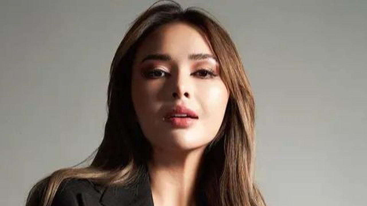 4. Netizen Pangling dengan Penampilan Baru Amanda Manopo