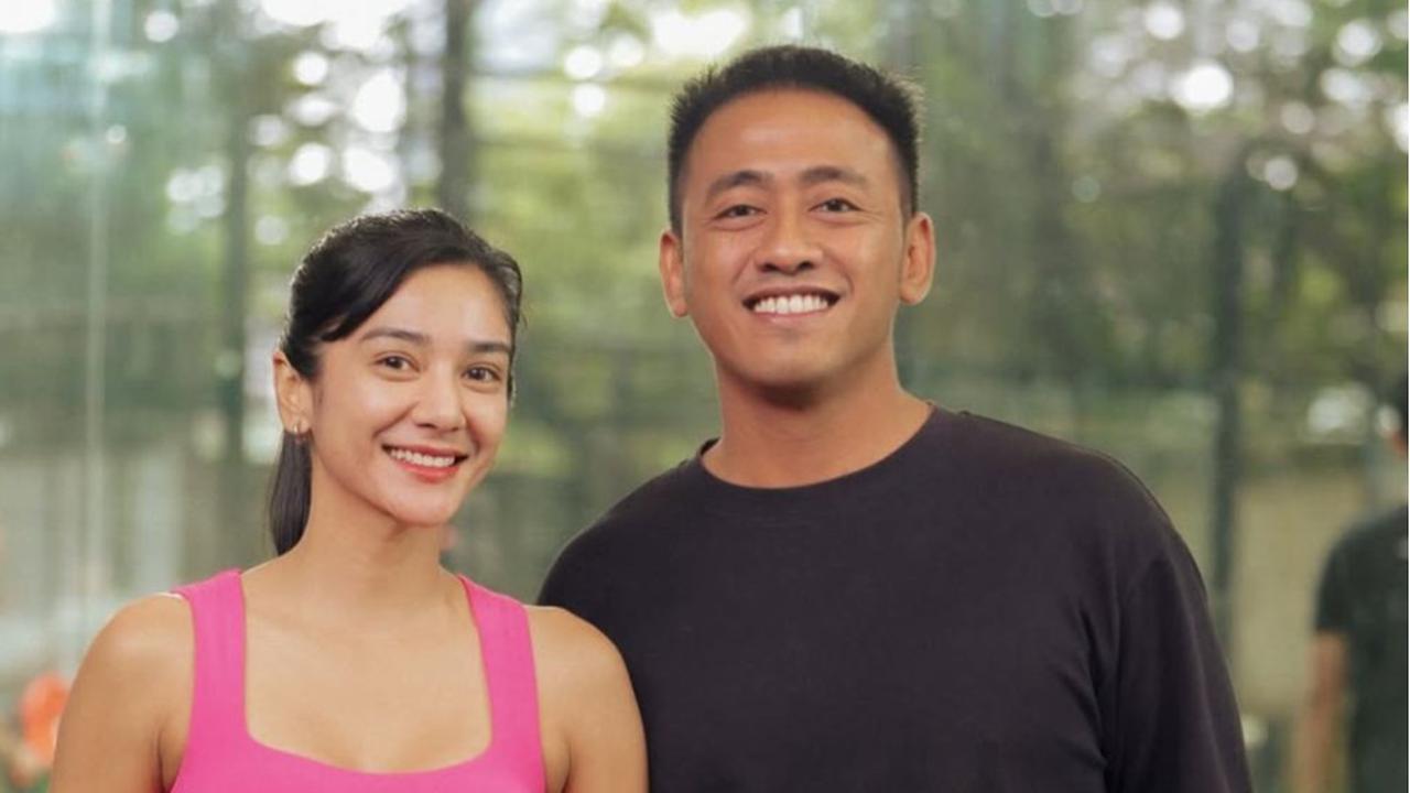 Potret Fanny Ghassani Main Tenis Bareng Suami di Momen Valentine, Manis dan Romantis