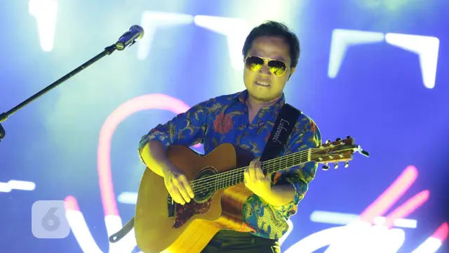 [Bintang] Sandhy Sondoro