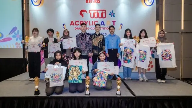 Kompetisi Menggambar Teknik Freestyle Pakai Spidol Akrilik, Peserta Bebas Tuangkan Imajinasi di Tas Kanvas hingga Cangkir