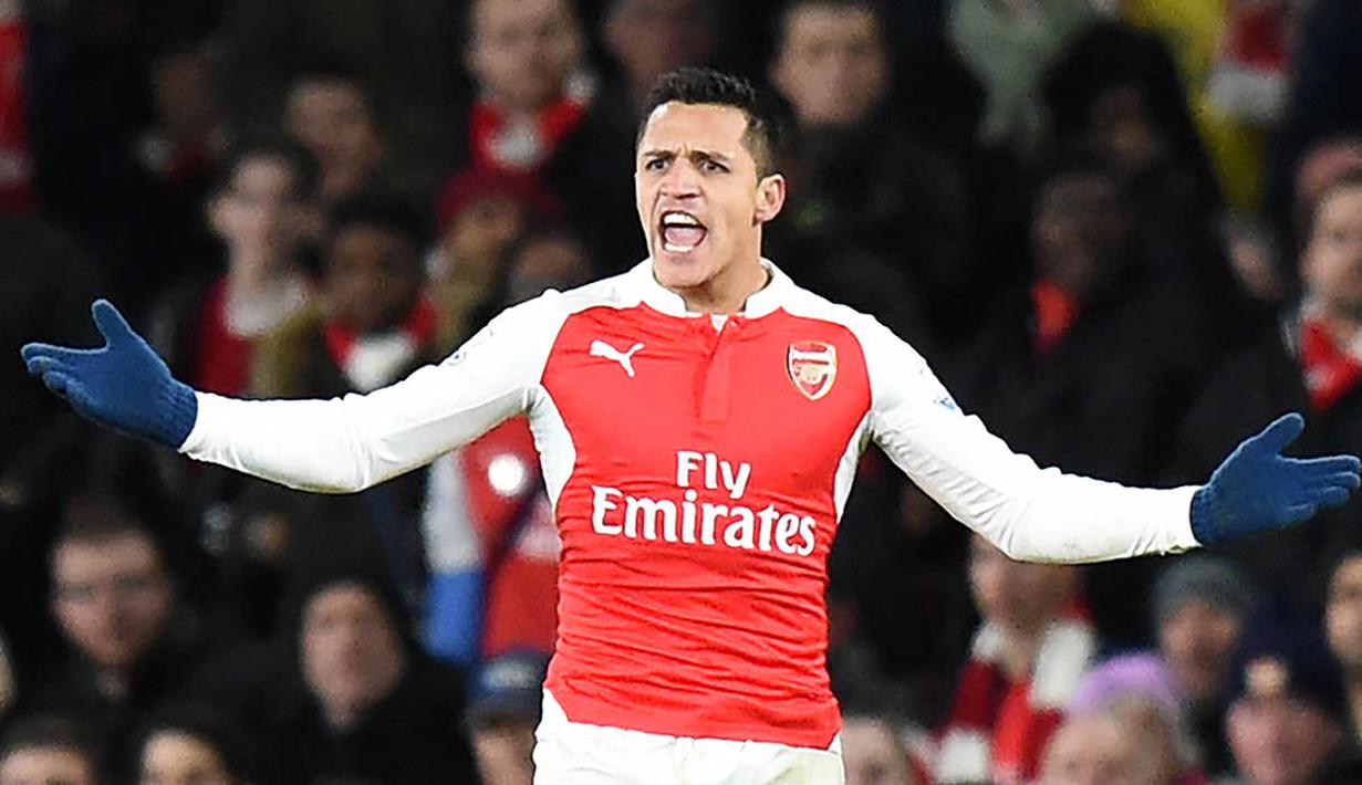Gelandang Serang - Alexis Sanchez (Arsenal), kecepatan dan nalurinya menusuk jantung pertahanan lawan membuat pria Cile ini menjadi andalan untuk mendobrak lini belakang lawan. (EPA/Facundo Arrizabalaga) 