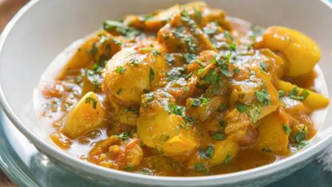 Ayam Masak Ketumbar lezat dimakan hangat-hangat/Copyright cookingchanneltv.com