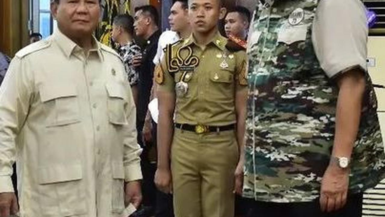 Presiden ke-6 Republik Indonesia ini hadir dalam reuni akbar. Ia juga sekaligus memimpin para peserta alumni yang hadir. <br>