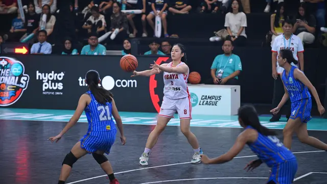 Pemain Ubaya beraksi di semifinal Campus League 2026