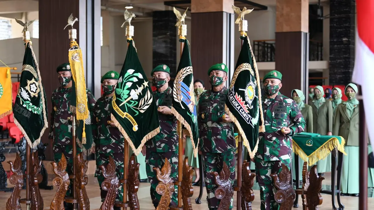 Kasad Jenderal TNI Andika Perkasa memimpin Sertijab jajaran TNI AD di Lantai Dasar Gedung E Markas Besar TNI Angkatan Darat, (6/8/2020).