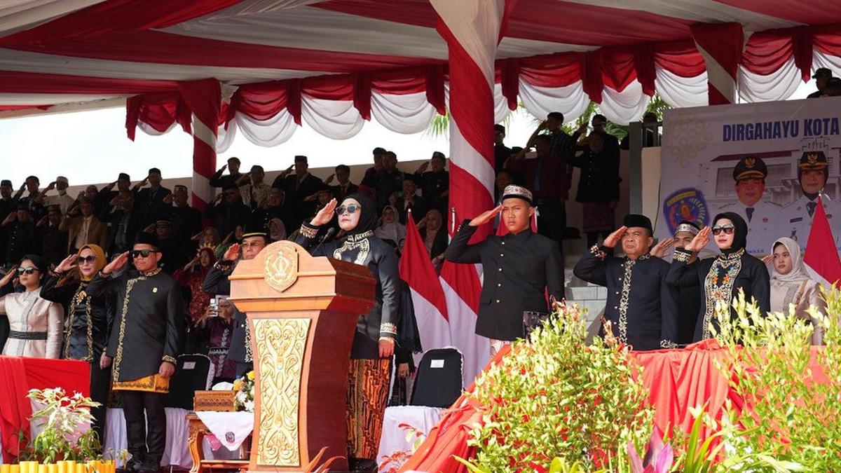 Di Tengah Tekanan Fiskal, Wali Kota Neni Pastikan Pembangunan Bontang dan Akses Pendidikan Tetap Jalan