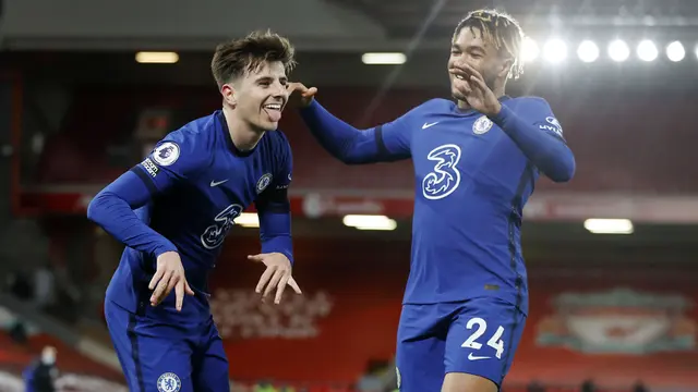 FOTO: Dipecundangi Chelsea, Liverpool Kalah Lagi di Anfield