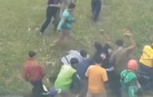 Begal Berpistol di Tangerang Nyerah Dikepung Warga, Tak Berkutik Dihajar Usai Motor Masuk Parit dan Ditinggal Teman