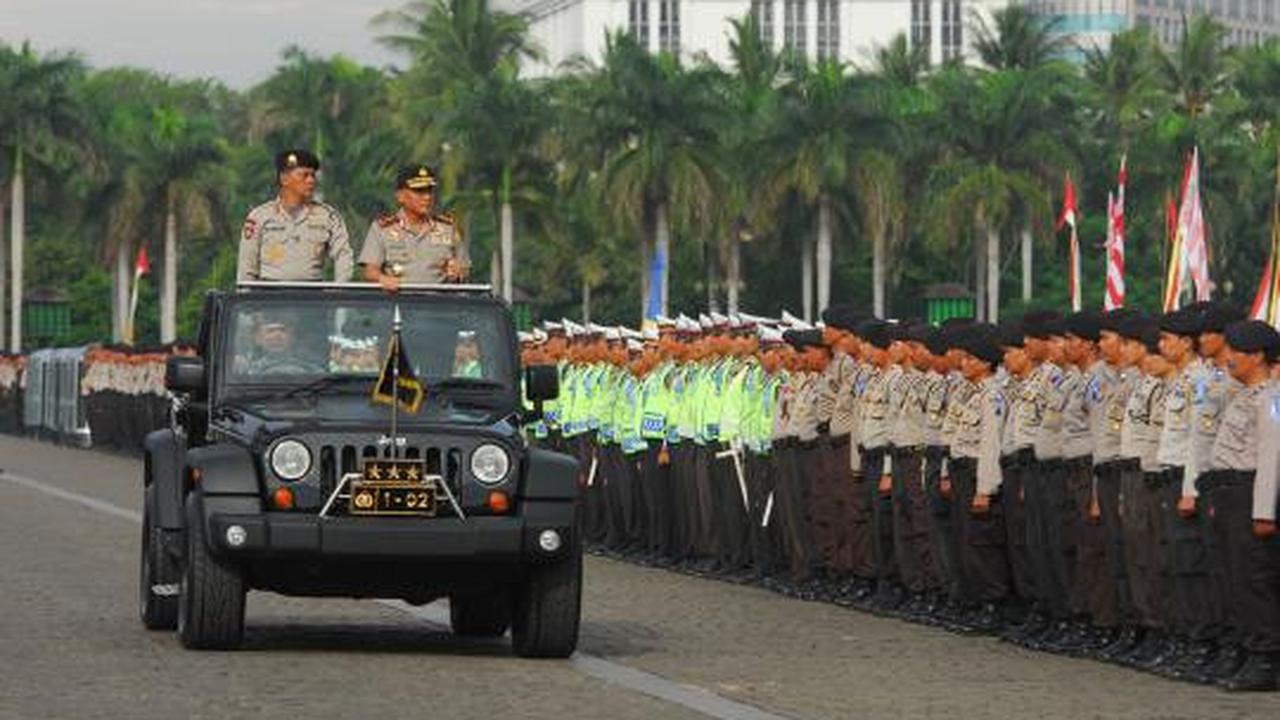 Apel gelar pasukan 'Operasi Lilin 2012' di Lapangan Monas