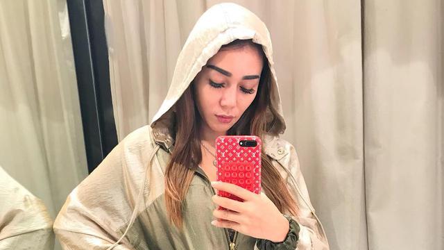Sahabat Bocorkan Sosok Youtuber Yang Diduga Menipu Bebby Fey Showbiz Liputan6 Com