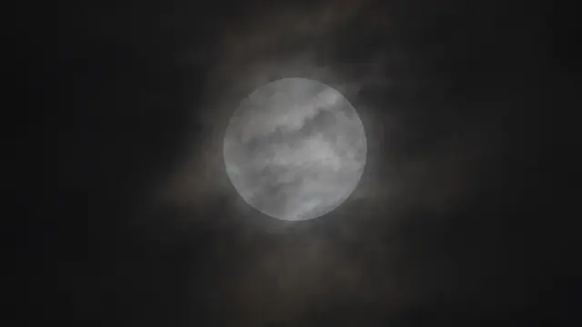Fenomena Gerhana Bulan Penumbra di China, India hingga Makedonia Utara