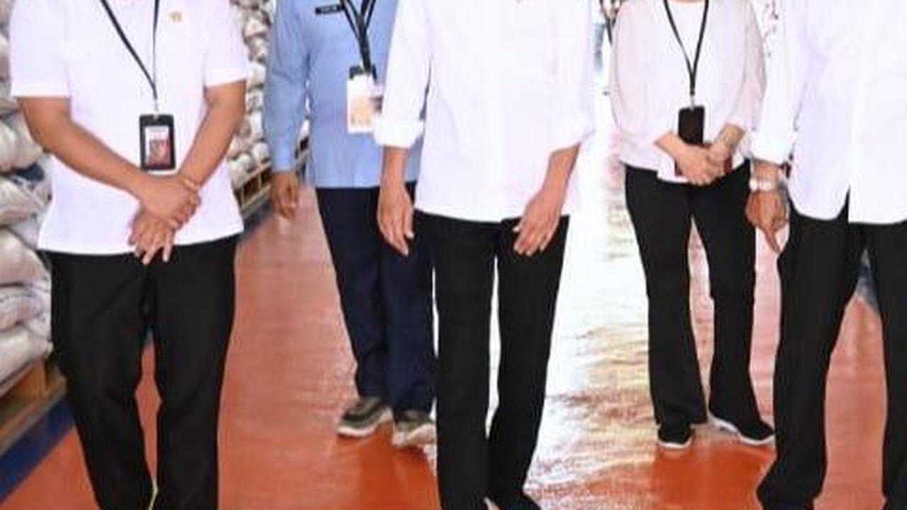 Serahkan Bantuan Beras di Bantul, Jokowi: Setelah Juni Kalau APBN Cukup akan Dilanjutkan