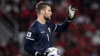 Kiper Timnas Indonesia, Maarten Paes. (Bola.com/Bagaskara Lazuardi)