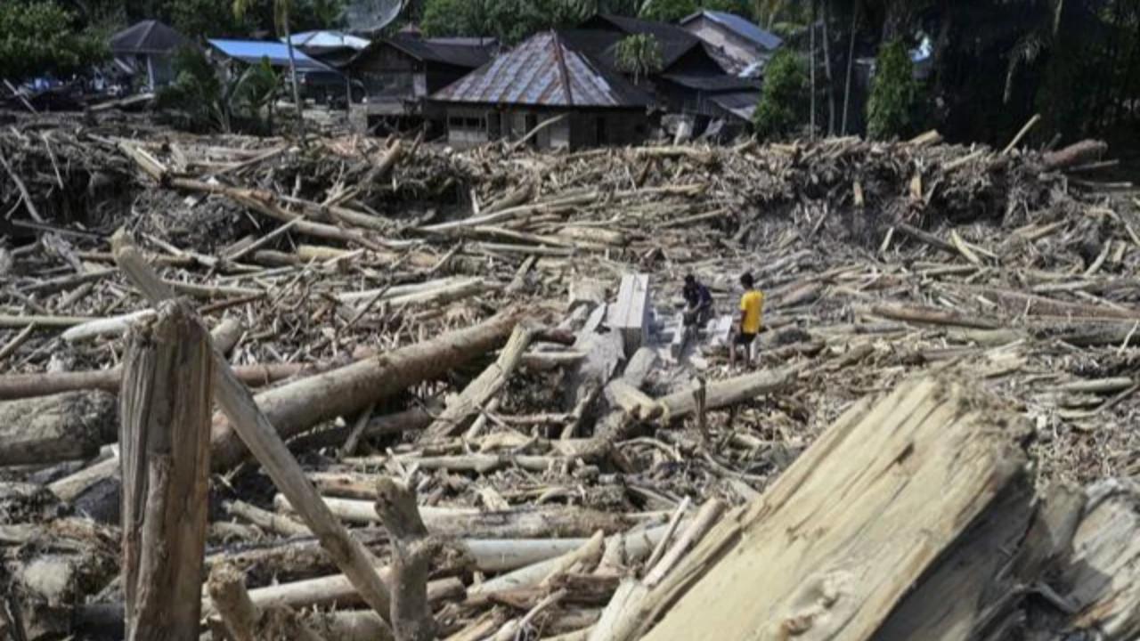 BNPB Imbau Warga Waspadai Risiko Listrik di Tengah Pemulihan Pascabencana di Sumatra