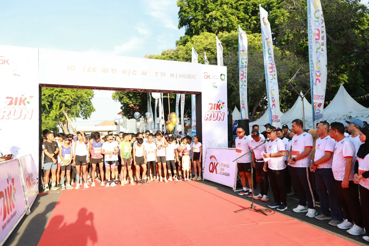 Seribu Warga Antusias Ikuti BIK Run 2025, Pemkab Banyuwangi dan OJK Ajak Masyarakat Melek Keuangan lewat Olahraga