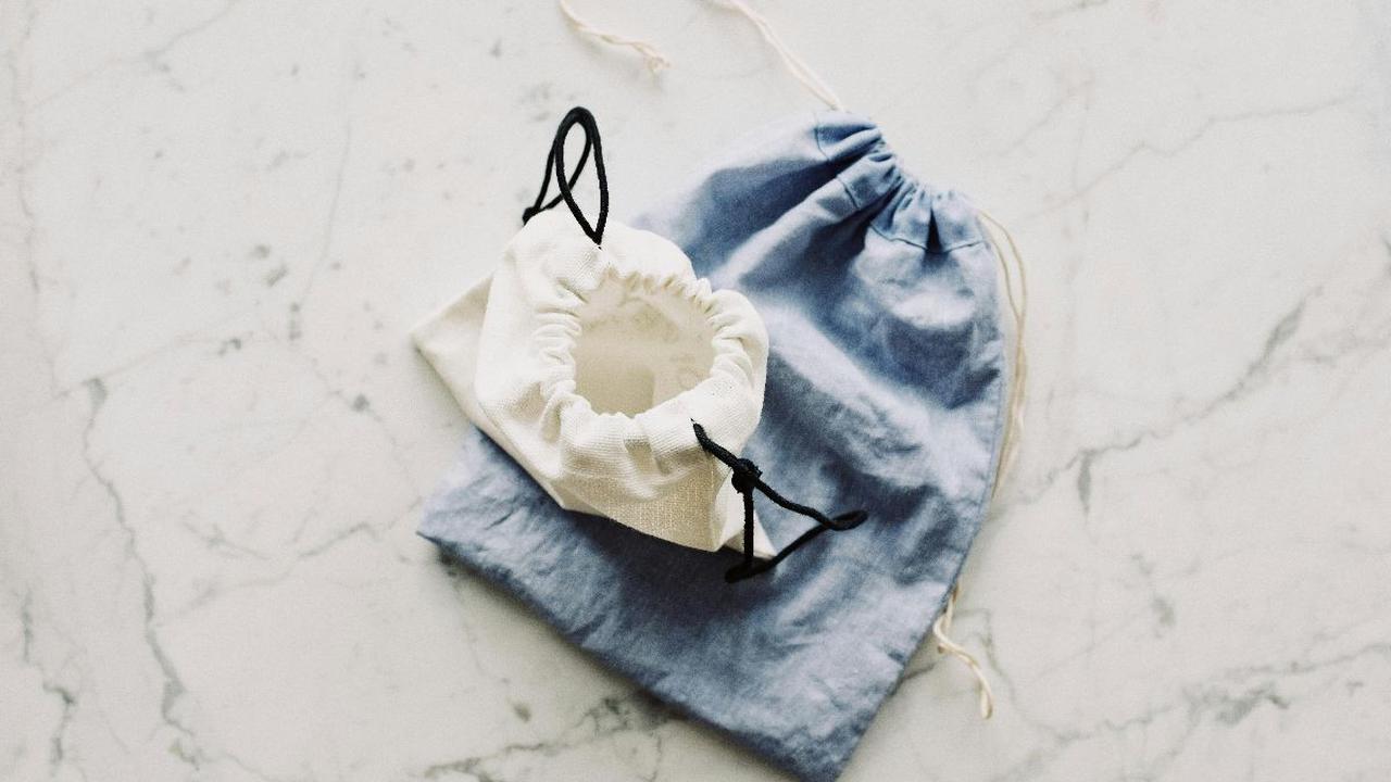 3. Dust Bag&nbsp;