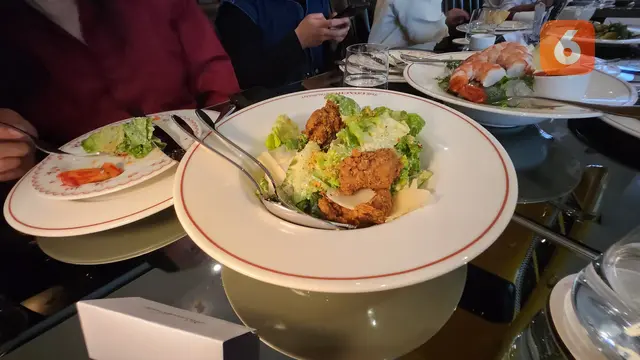 Potret The Coach Restaurant yang Berada di Mall Grand Indonesia, Jakarta Pusat. Ini Daftar Menu Makanan dan Harganya (Foto: Liputan6.com/Ade Nasihudin)
