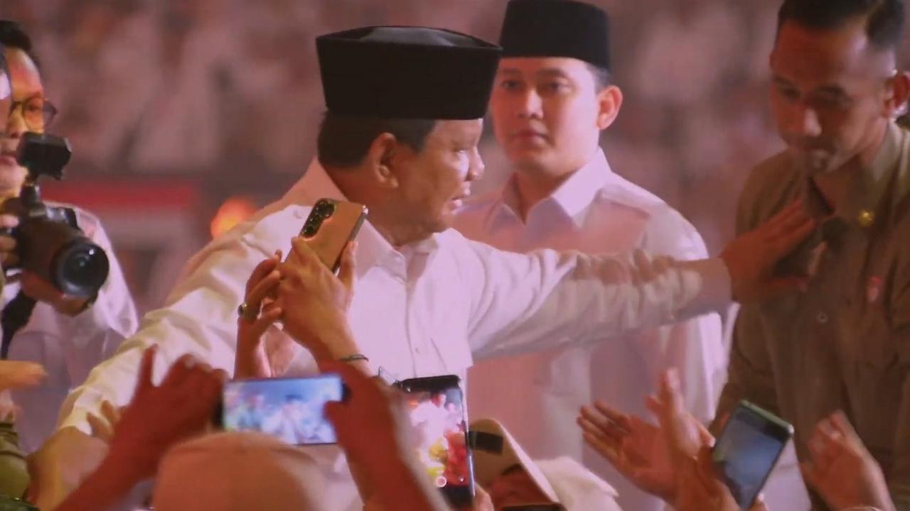 VIDEO: Prabowo Balas Tukang Nyinyir Soal Kabinet Gemuk "Enggak Peduli Saya, yang Penting Hasil!"