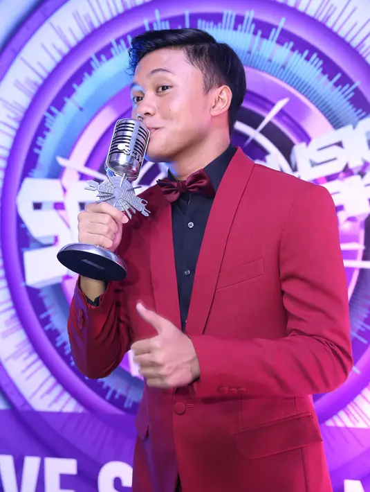 Selain itu, Rizky Febian tengah sibuk mempersiapkan single kedua. Dia berharap single tersebut tuai kesuksesan seperti single sebelumnya. (Nurwahyunan/Bintang.com)