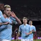 Pemain Celta Vigo, John Guidetti (tengah) merayakan gol bersama rekannya saat melawan Barcelona pada lanjutan La Liga Spanyol di Stadion Camp Nou, Barceloa, Senin (15/2/2016) dini hari WIB. (AFP/Josep Lago) 