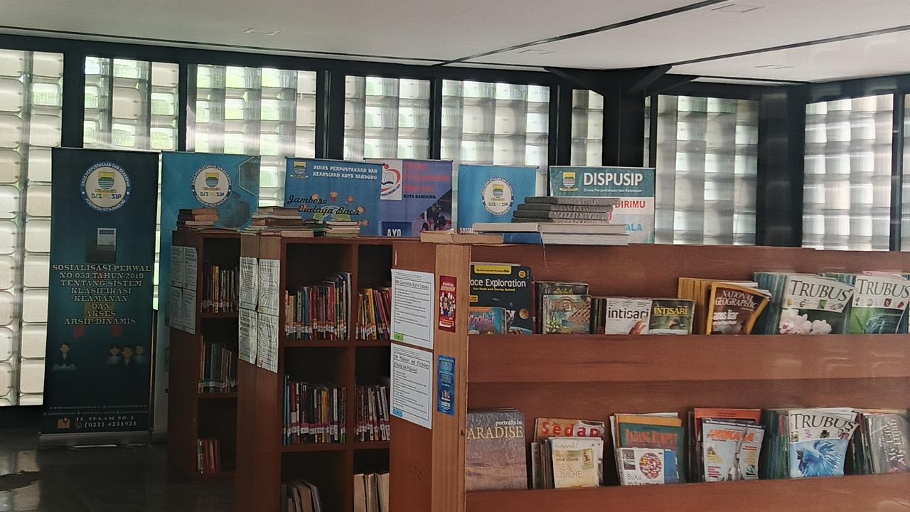 Microlibrary Jalan Bima: Cahaya Literasi yang Kini Meredup di Tengah Kota