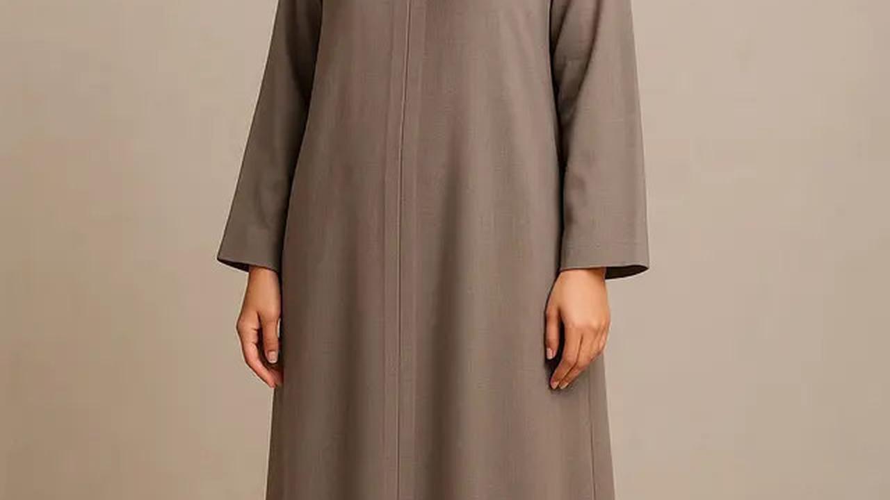10 Model Gamis Wanita Sederhana yang Syari Tapi Tetap Elegan, Cocok untuk yang Aktif di 2025