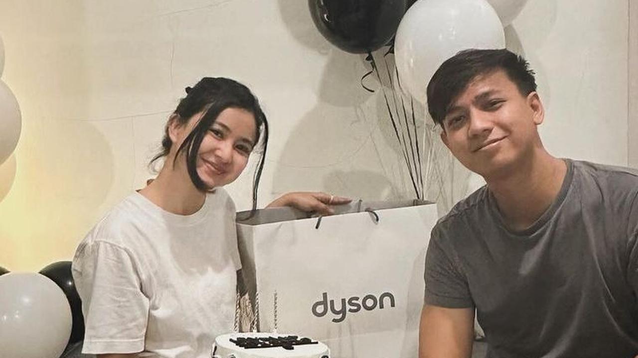 Potret kejutan ulang tahun ibu satu anak ini diunggah di akun instagramnya.&nbsp;