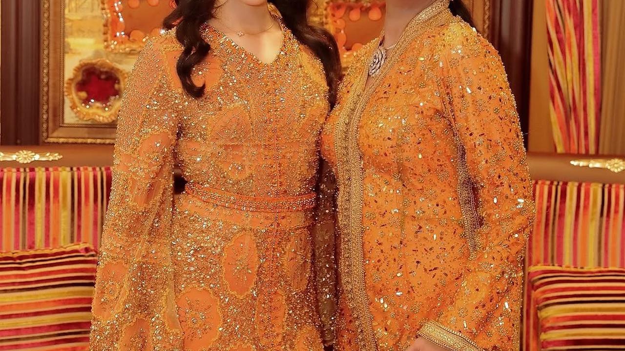 Baru Foto Lebaran, Potret Tasya Farasya Tampil Cantik dengan Outfit Couple dengan Sang Ibu