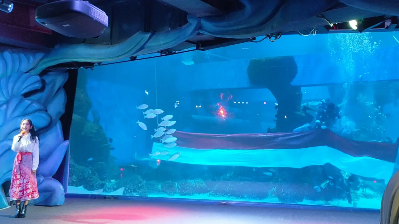 Jakarta Aquarium dan Safari